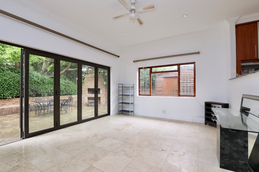 To Let 4 Bedroom Property for Rent in La Concorde Western Cape